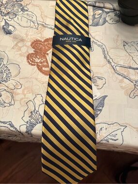 Nautica Navy and Gold Diagonal Stripe Silk Tie